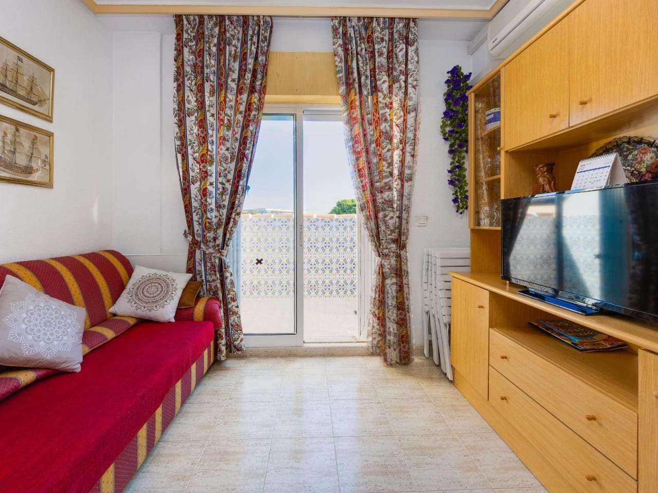 2 soverom Leilighet til salgs i Torrevieja med svømmebasseng garasje - € 159 900 (Ref: 10130399)