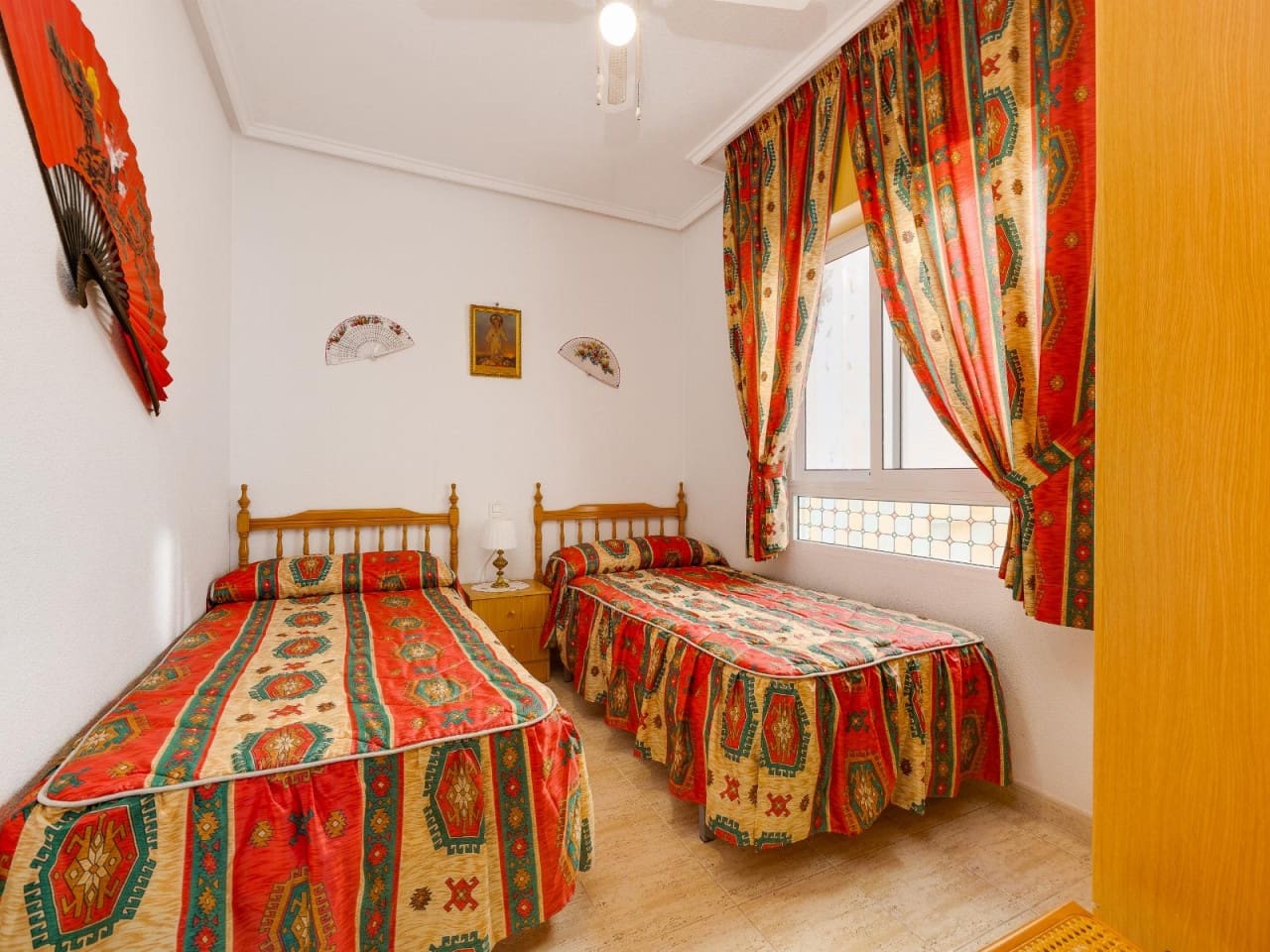 2 soverom Leilighet til salgs i Torrevieja med svømmebasseng garasje - € 159 900 (Ref: 10130399)