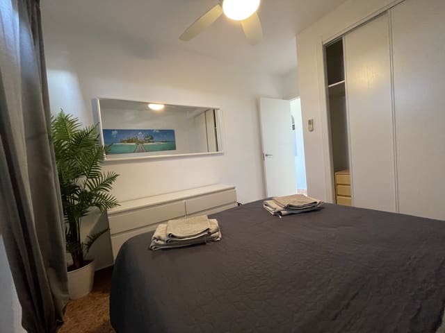 2 quarto Apartamento para venda em Avenida Habaneras - Curva de Palangre, Torrevieja com piscina garagem - 149 000 € (Ref: 10130400)