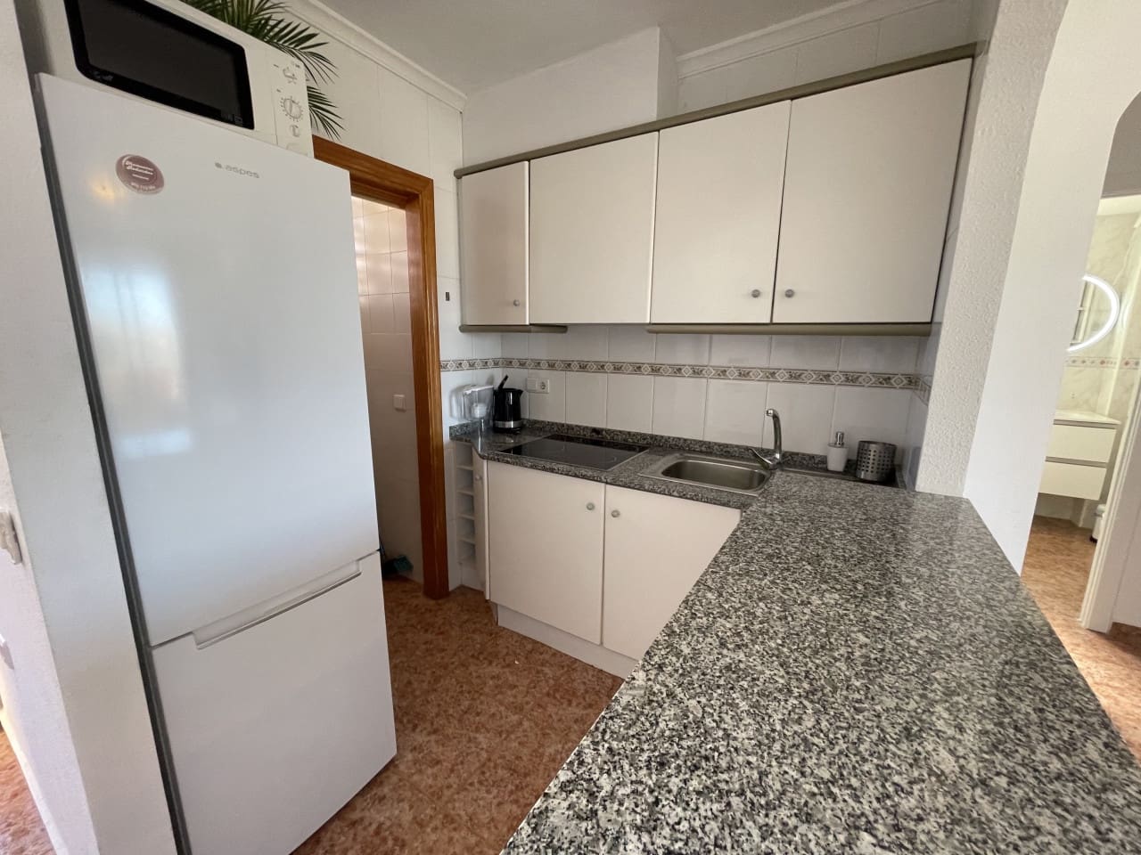 2 bedroom Apartment for sale in Torrevieja with pool garage - € 149,000 (Ref: 10130400)