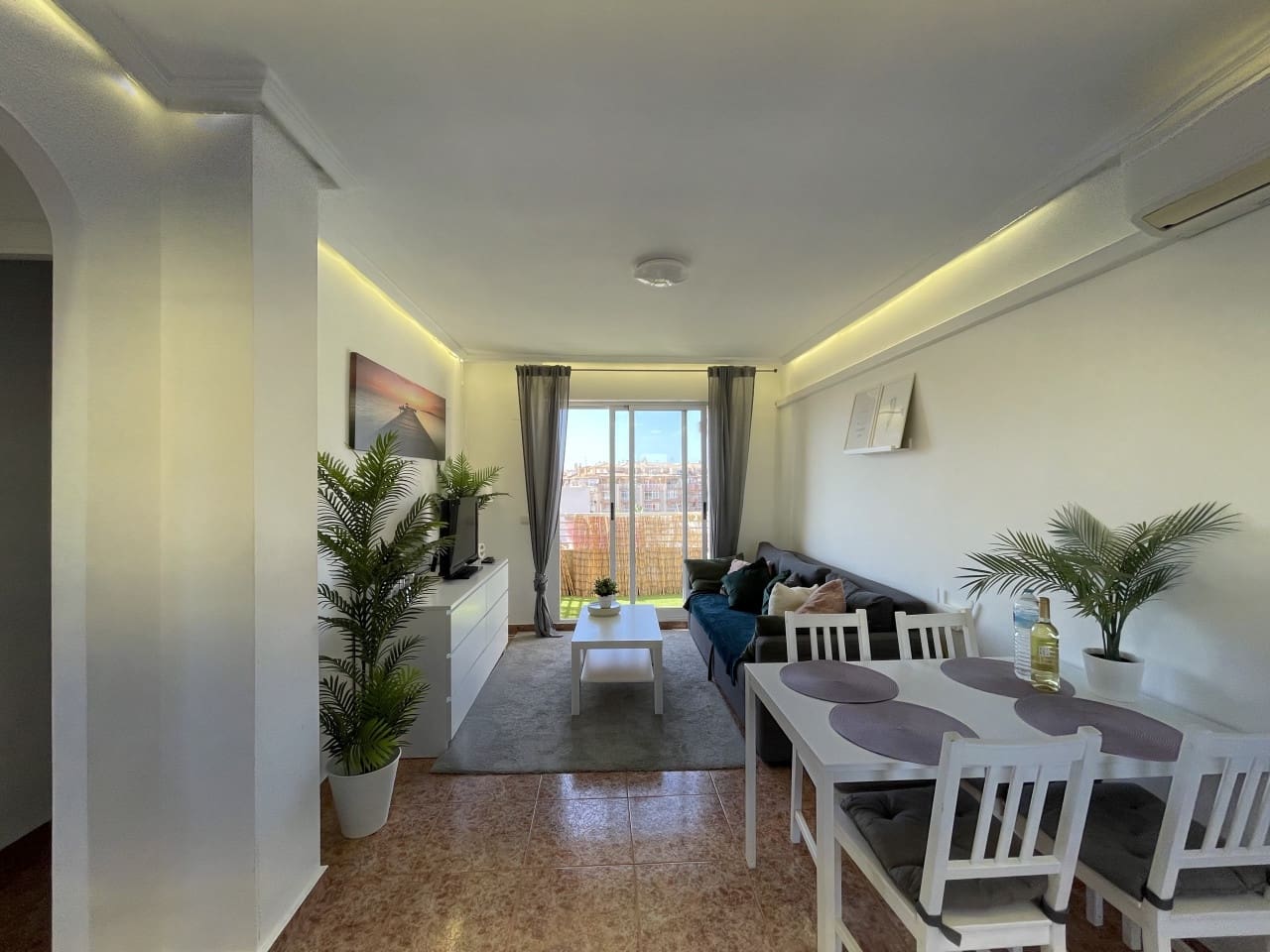 2 bedroom Apartment for sale in Torrevieja with pool garage - € 149,000 (Ref: 10130400)