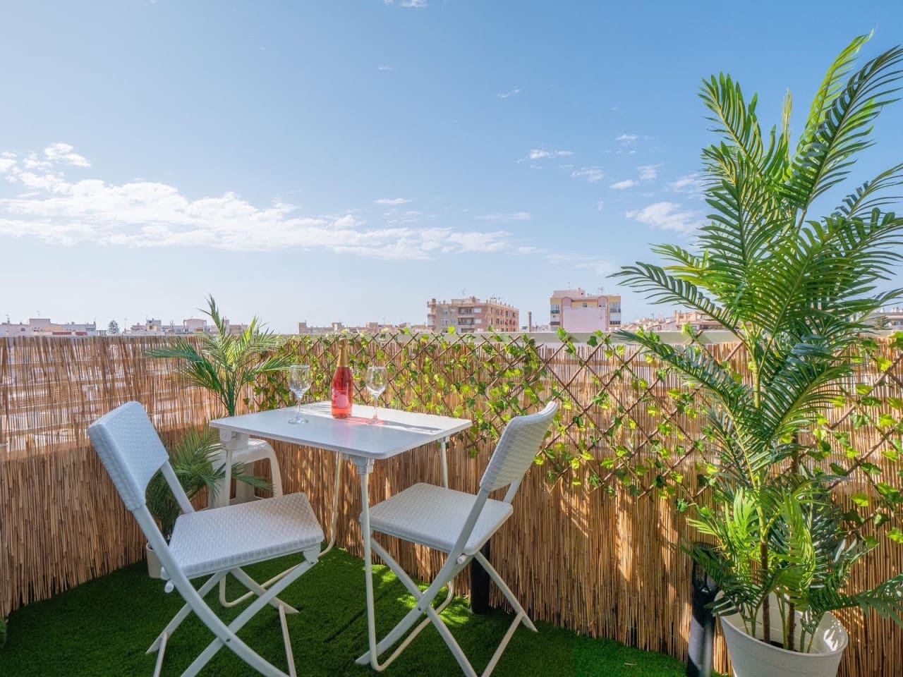 2 bedroom Apartment for sale in Torrevieja with pool garage - € 149,000 (Ref: 10130400)