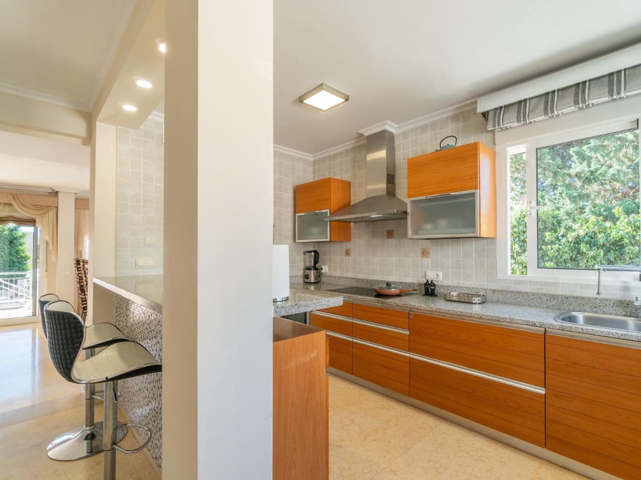 5 makuuhuone Huvila myytävänä paikassa La Mata mukana uima-altaan - 1 090 000 € (Ref: 10132137)