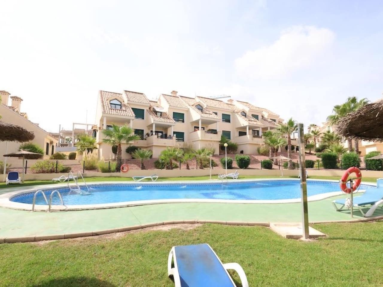 2 Zimmer Apartment zu verkaufen in Campoamor mit Pool - 199.000 € (Ref: 10132138)