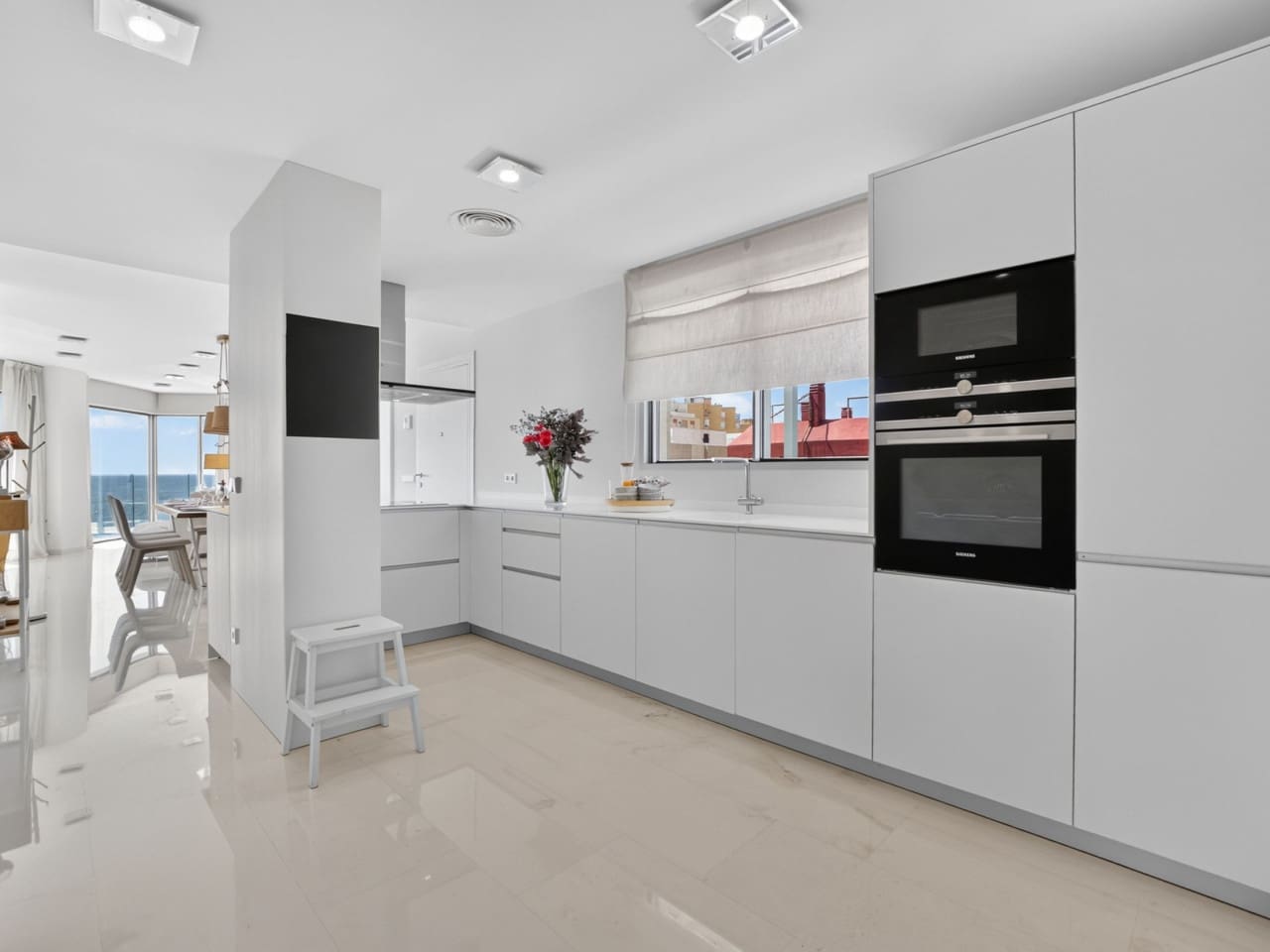 4 makuuhuone Huoneisto myytävänä paikassa Torrevieja mukana 
autotalli - 1 265 000 € (Ref: 10132139)