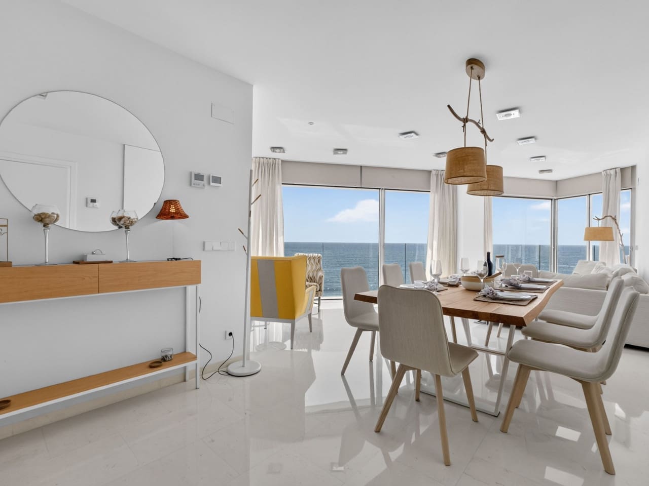 4 makuuhuone Huoneisto myytävänä paikassa Torrevieja mukana 
autotalli - 1 265 000 € (Ref: 10132139)