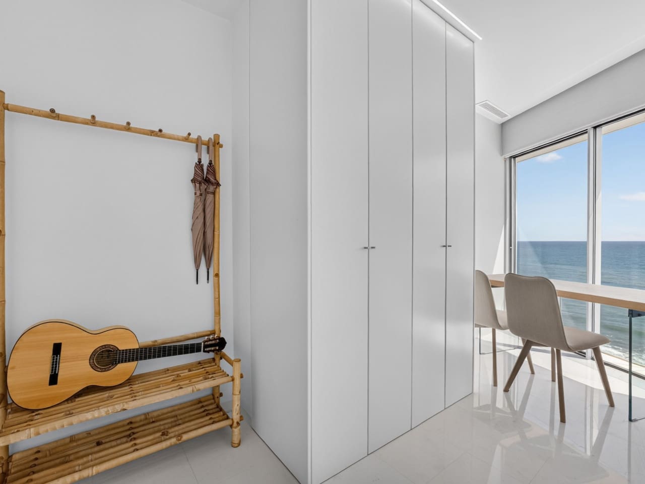 4 makuuhuone Huoneisto myytävänä paikassa Torrevieja mukana 
autotalli - 1 265 000 € (Ref: 10132139)