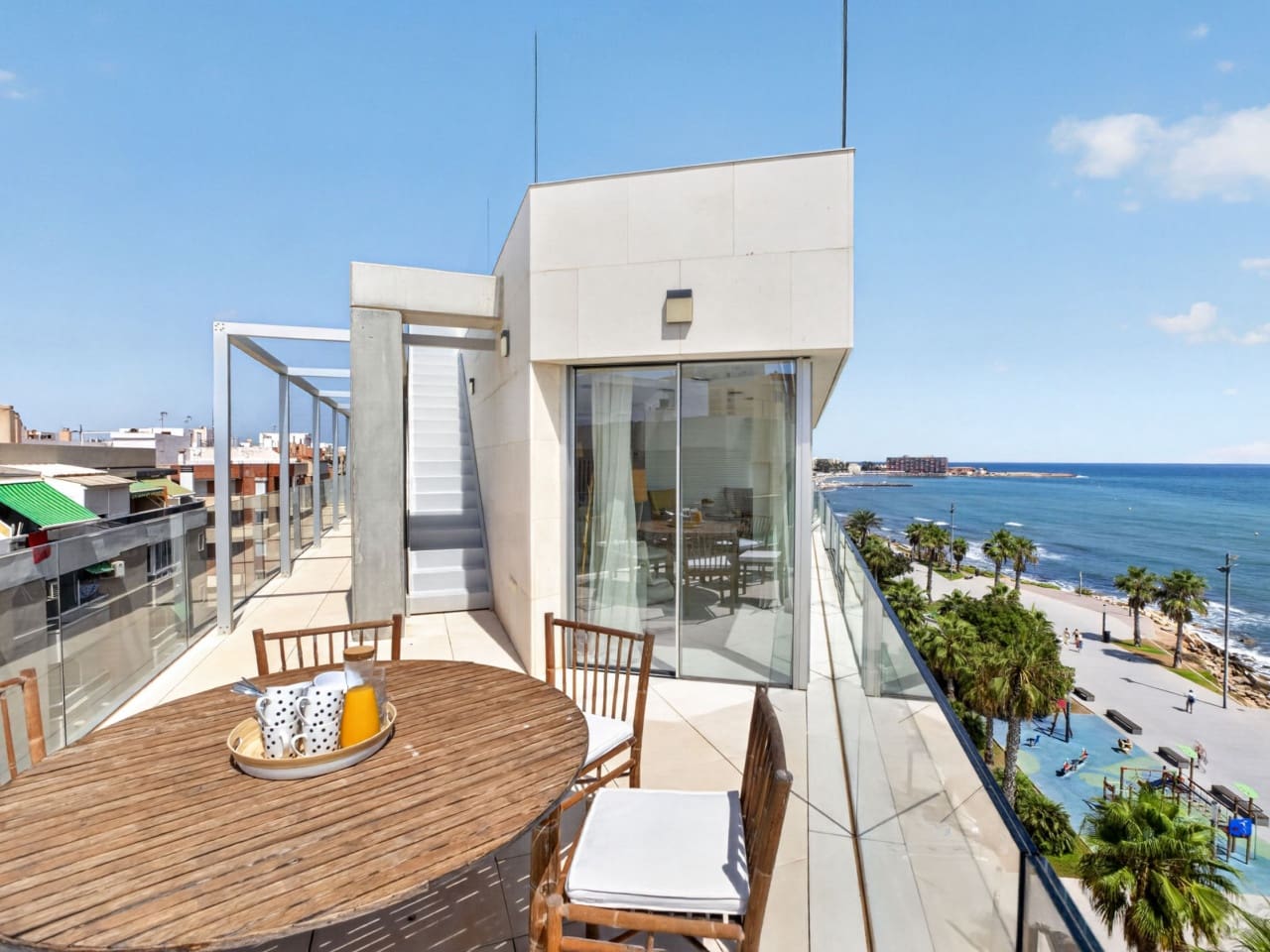 4 makuuhuone Huoneisto myytävänä paikassa Torrevieja mukana 
autotalli - 1 265 000 € (Ref: 10132139)