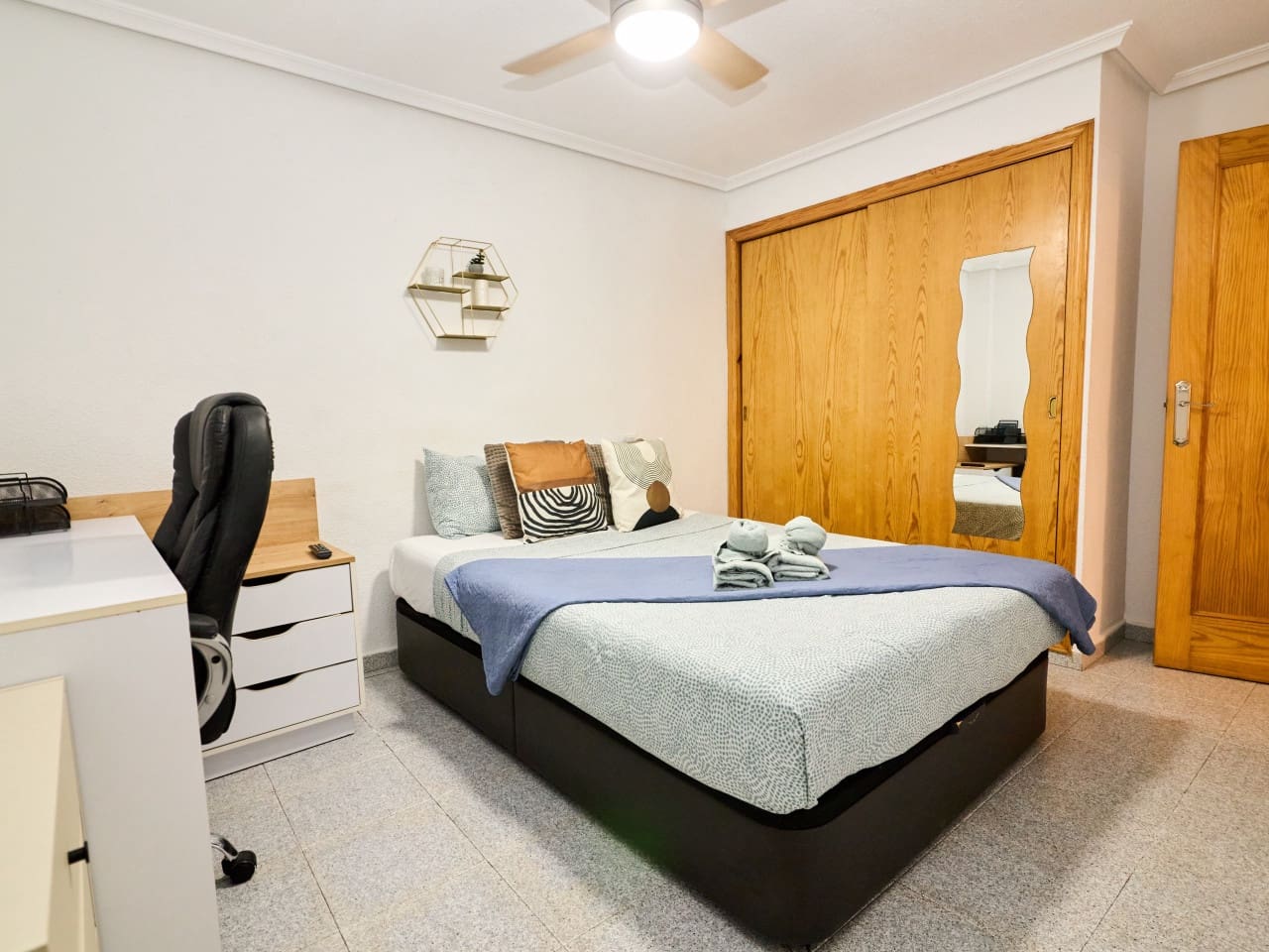 2 slaapkamer Appartement te koop in Torrevieja - € 135.000 (Ref: 10132140)