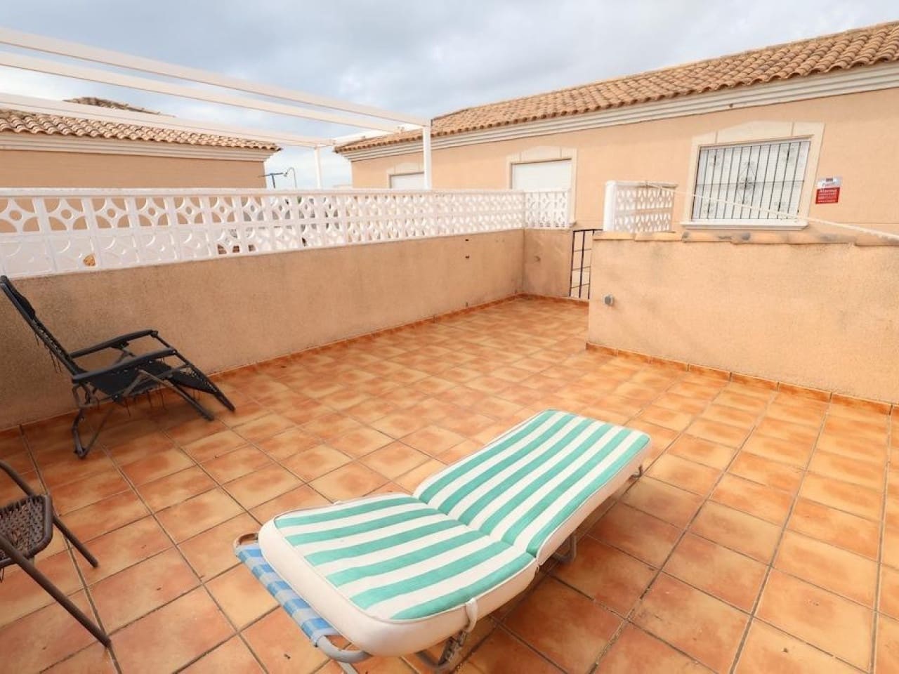 2 sovrum Villa till salu i La Zenia med pool garage - 165 000 € (Ref: 10136410)