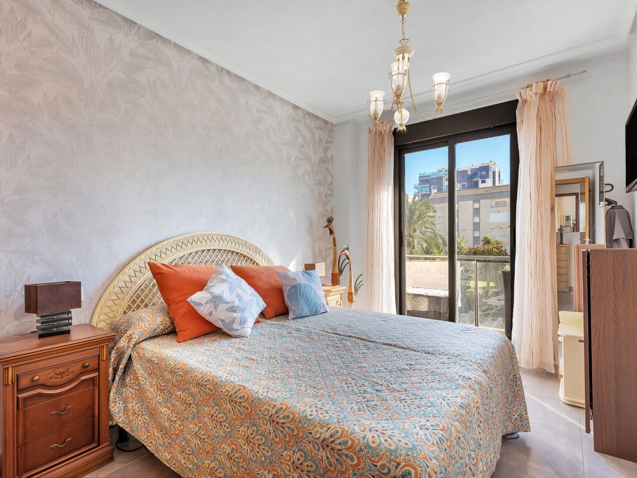 1 slaapkamer Appartement te koop in Punta Prima met zwembad garage - € 145.000 (Ref: 10140312)