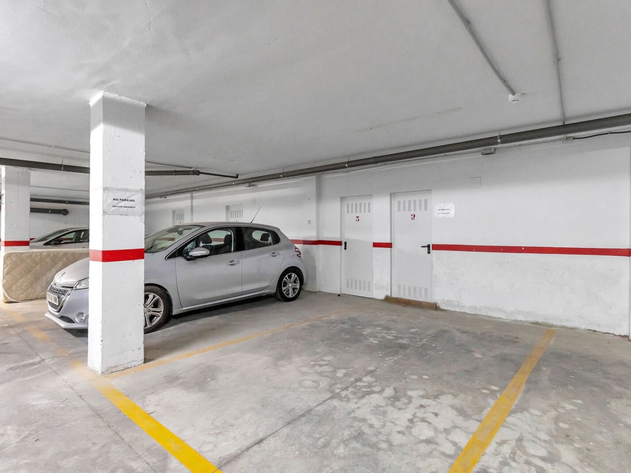1 slaapkamer Appartement te koop in Punta Prima met zwembad garage - € 145.000 (Ref: 10140312)