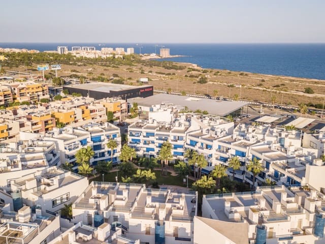 Apartamento de 2 habitaciones en Playa Flamenca, Orihuela en venta con piscina garaje - 239.000 € (Ref: 10147934)