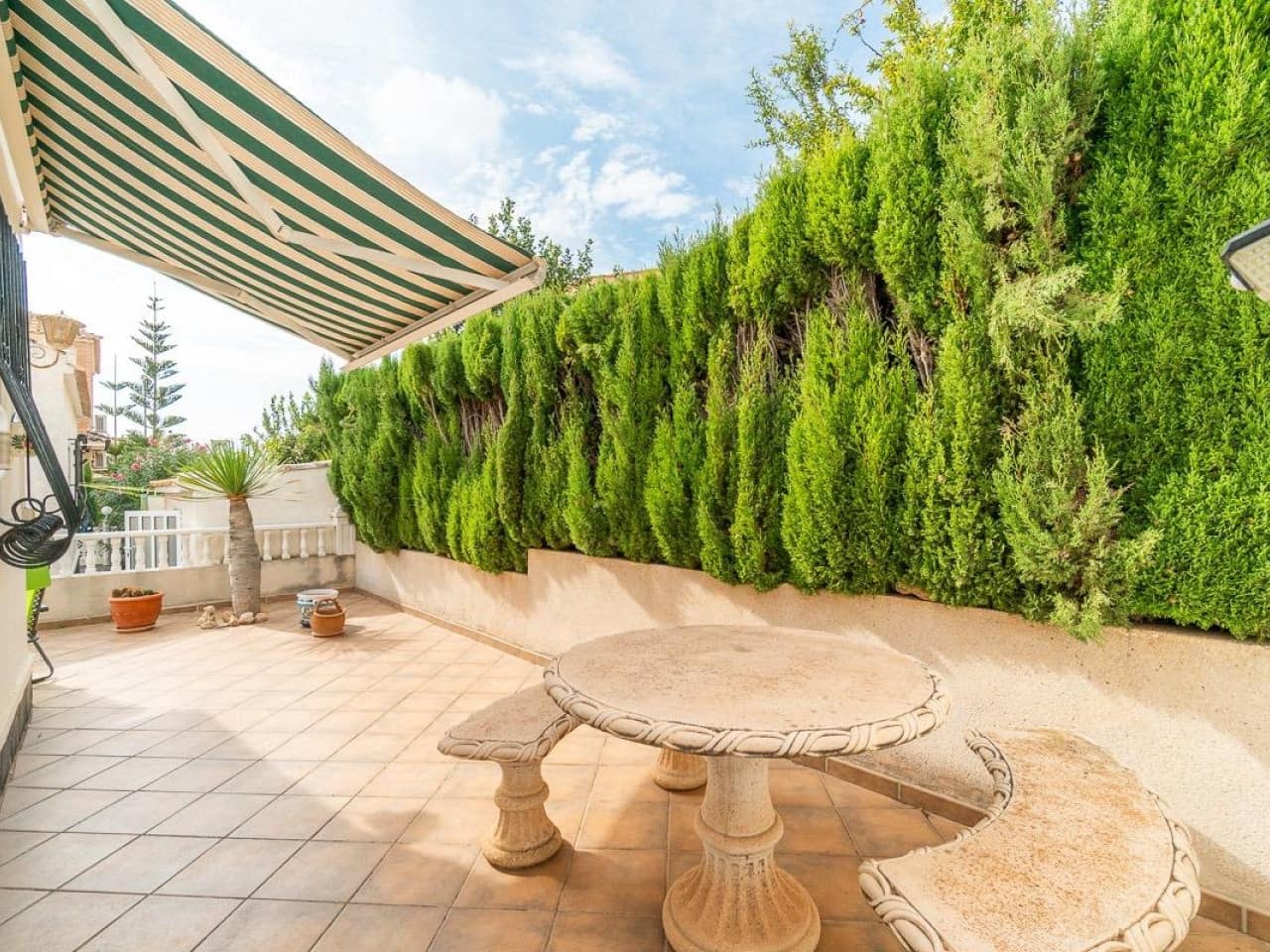 2 soveværelse Villa til salg i La Florida med garage - € 220.000 (Ref: 10147936)