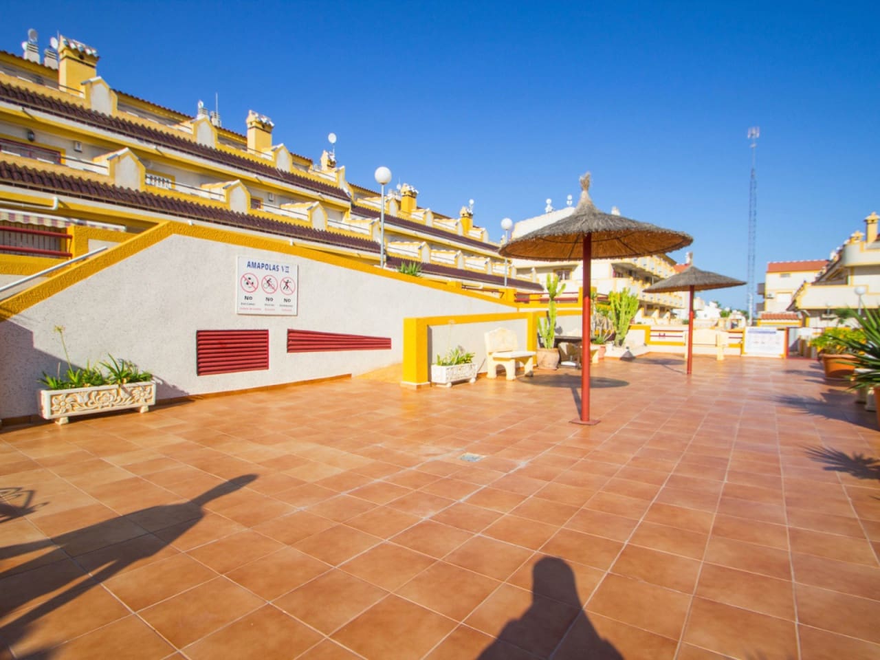3 chambre Maison de Ville à vendre à Playa Flamenca avec piscine - 189 000 € (Ref: 10150528)