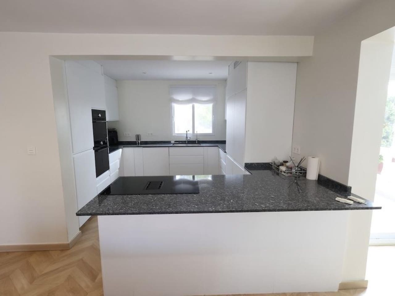 5 soveværelse Villa til salg i Torrevieja med swimmingpool garage - € 599.000 (Ref: 10158098)