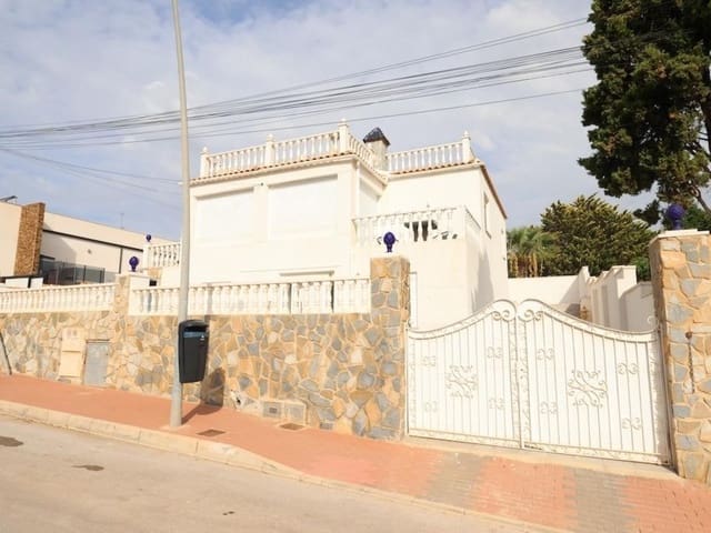 5 soverom Villa til salgs i Los Balcones - Los Altos, Torrevieja med svømmebasseng garasje - € 599 000 (Ref: 10158098)