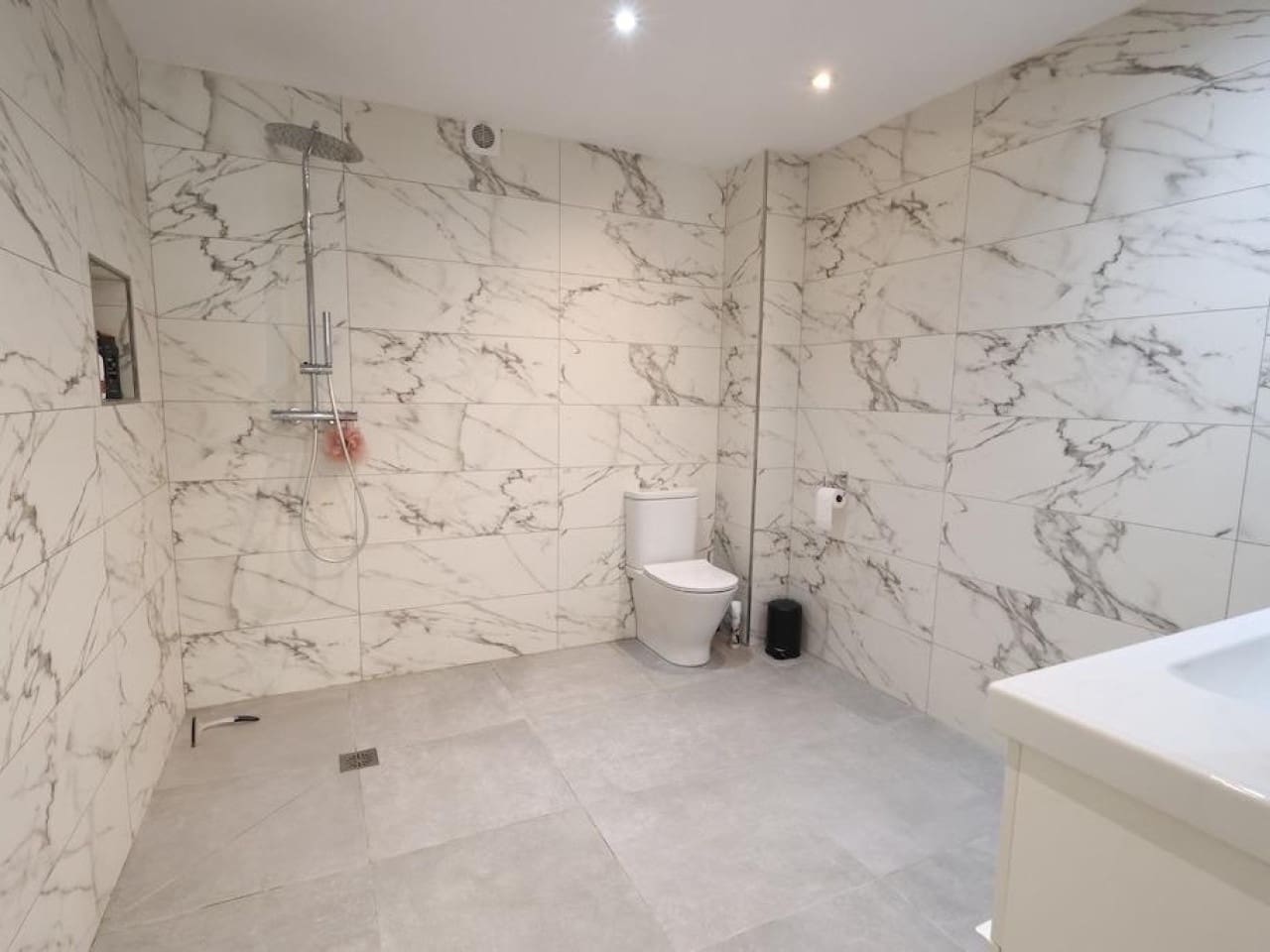 5 soveværelse Villa til salg i Torrevieja med swimmingpool garage - € 599.000 (Ref: 10158098)