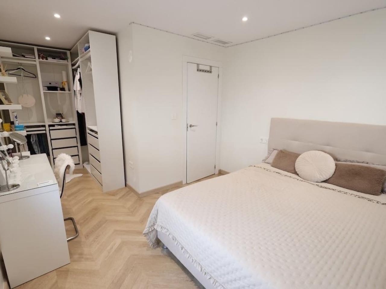 5 soveværelse Villa til salg i Torrevieja med swimmingpool garage - € 599.000 (Ref: 10158098)