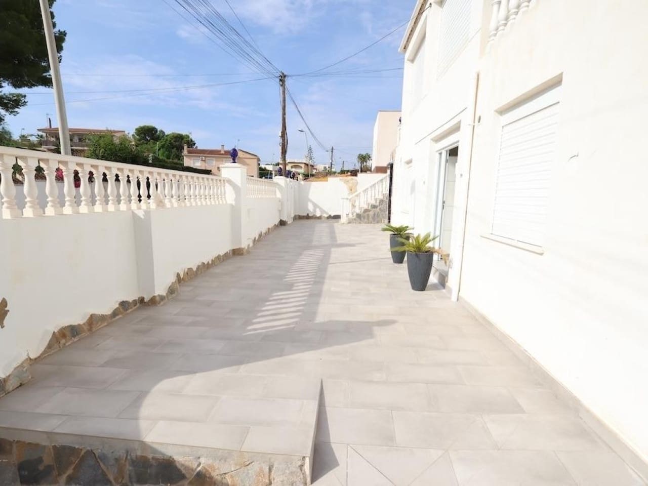 5 soveværelse Villa til salg i Torrevieja med swimmingpool garage - € 599.000 (Ref: 10158098)