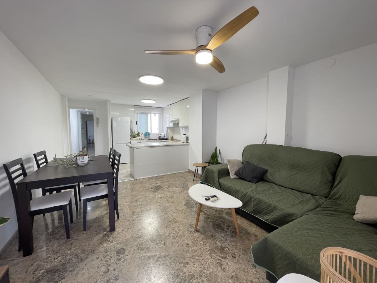 2 slaapkamer Appartement te koop in Torrevieja - € 195.000 (Ref: 10158100)