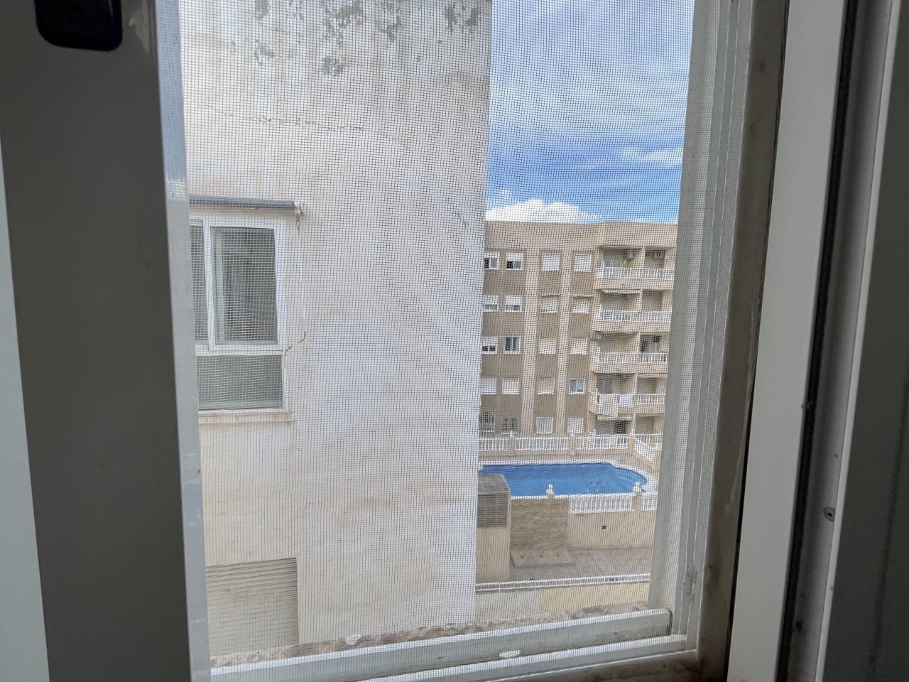 2 slaapkamer Appartement te koop in Torrevieja - € 195.000 (Ref: 10158100)