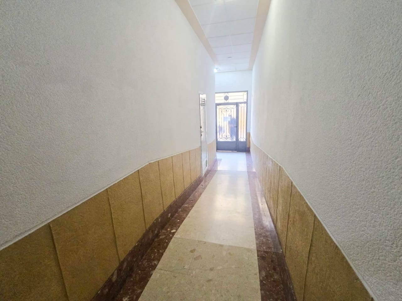 2 soverom Leilighet til salgs i Torrevieja med svømmebasseng - € 139 900 (Ref: 10159953)