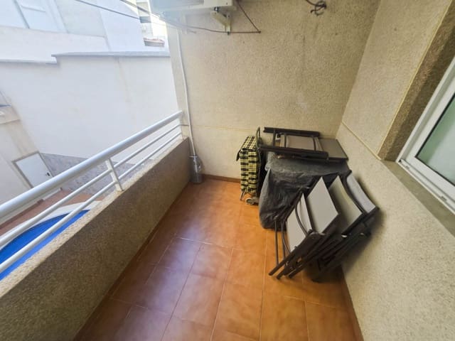 2 soveværelse Lejlighed til salg i Puerto Deportivo, Torrevieja med swimmingpool - € 139.900 (Ref: 10159953)