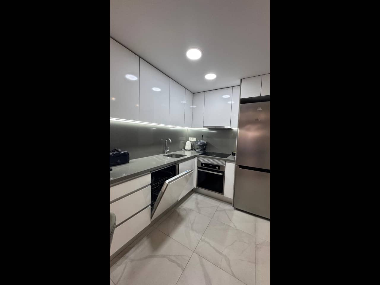 1 slaapkamer Appartement te koop in Torrevieja met zwembad - € 192.000 (Ref: 10165355)