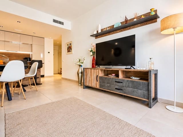 2 chambre Villa/Maison à vendre à La Veleta, Torrevieja avec piscine garage - 359 000 € (Ref: 10165817)