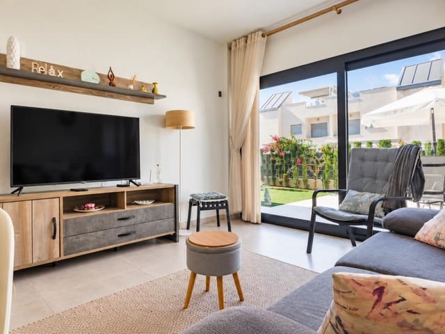 2 chambre Villa/Maison à vendre à La Veleta, Torrevieja avec piscine garage - 359 000 € (Ref: 10165817)