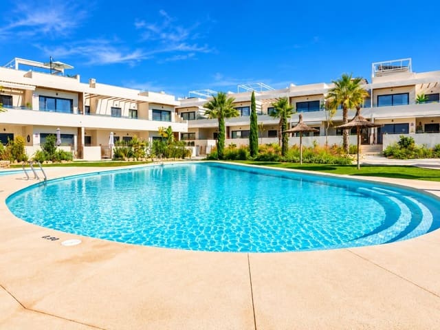 2 chambre Villa/Maison à vendre à La Veleta, Torrevieja avec piscine garage - 359 000 € (Ref: 10165817)