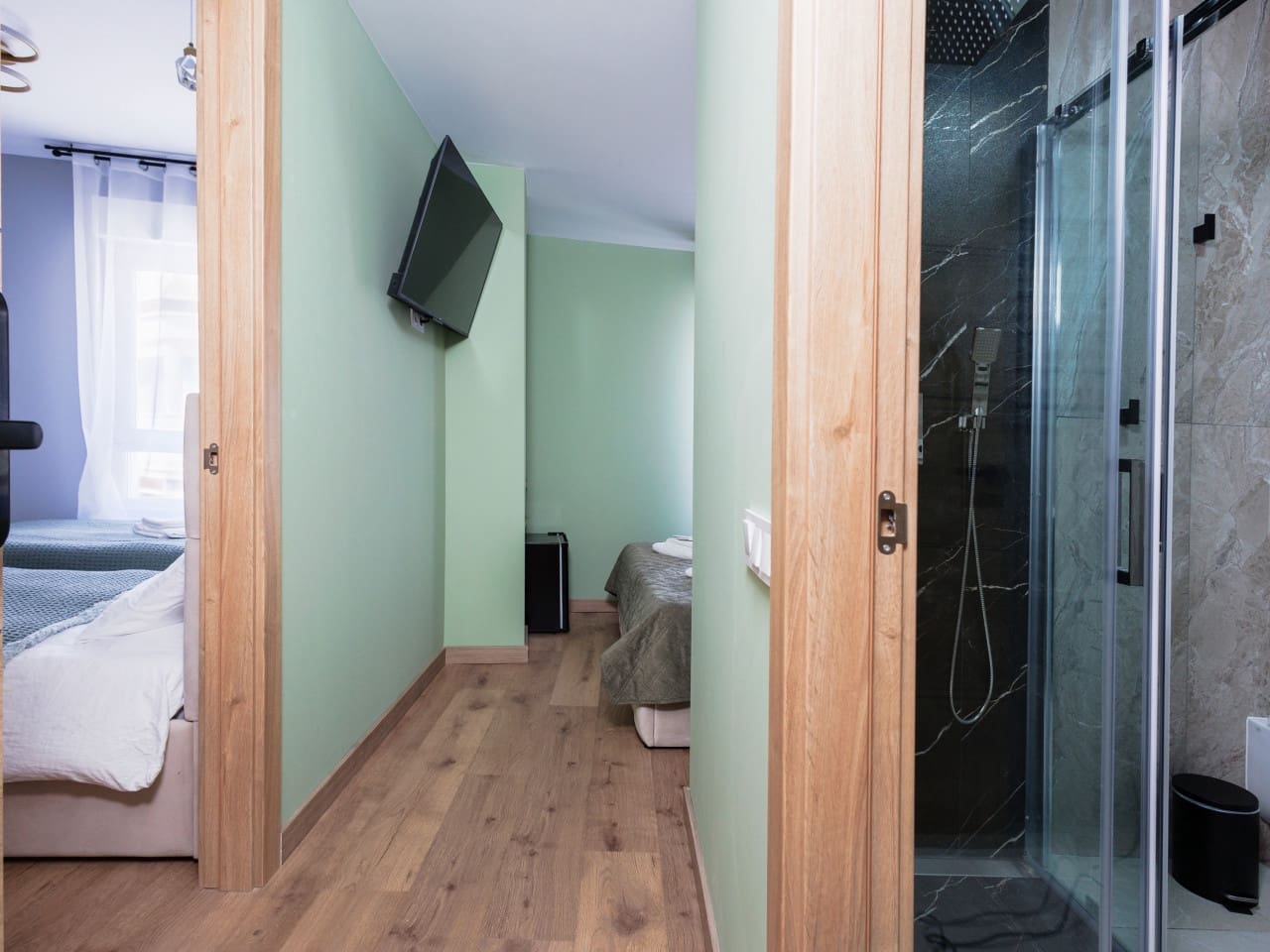 Local Comercial de 12 habitaciones en Torrevieja en venta - 1.250.000 € (Ref: 10183467)