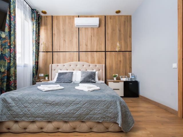 Local Comercial de 12 habitaciones en El Molino, Torrevieja en venta - 1.250.000 € (Ref: 10183467)
