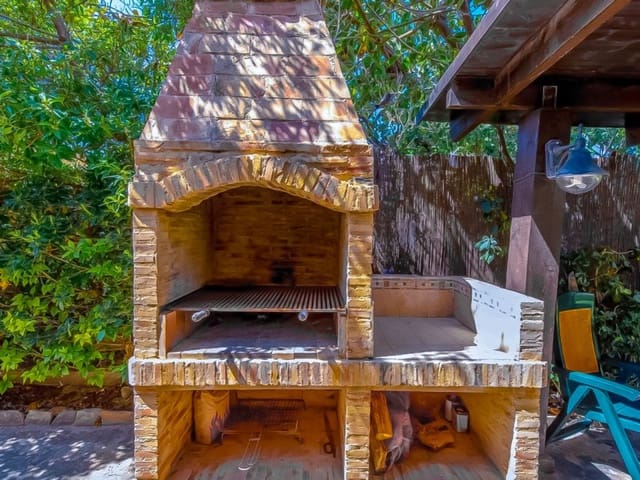 6 soveværelse Finca/Landehus til salg i Torrevieja med swimmingpool - € 999.999 (Ref: 5070272)