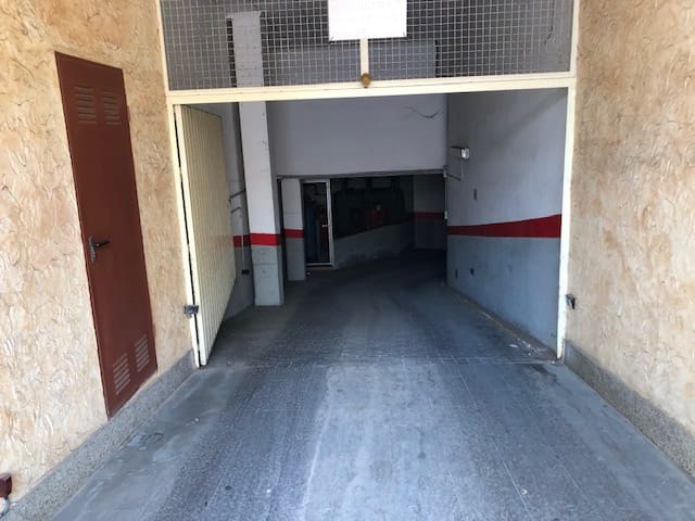 Garaż na sprzedaż w Centro - Muelle Pesquero, Torrevieja - 10 120 € (Ref: 6465185)