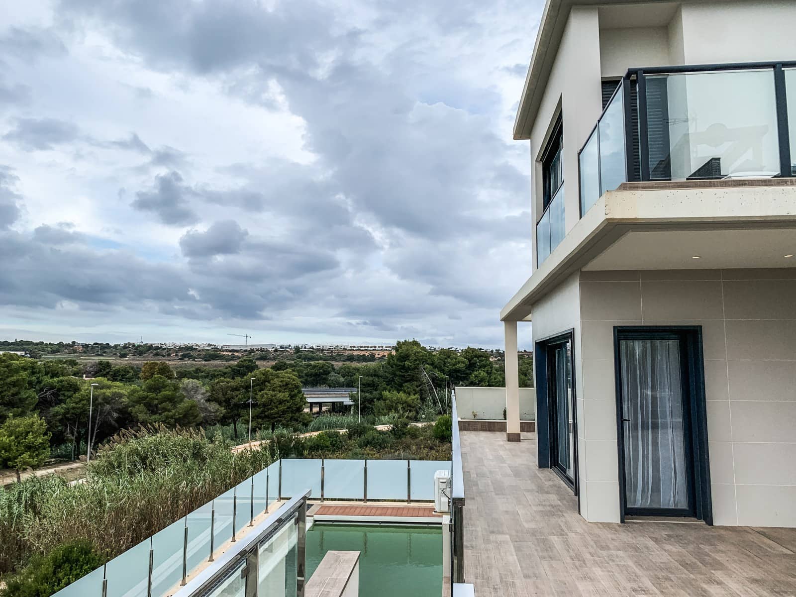 6 bedroom Villa for sale in Campoamor with pool - € 900,000 (Ref: 6505005)