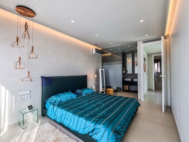 6 quarto Moradia para venda em Campoamor, Orihuela com piscina - 900 000 € (Ref: 6505005)