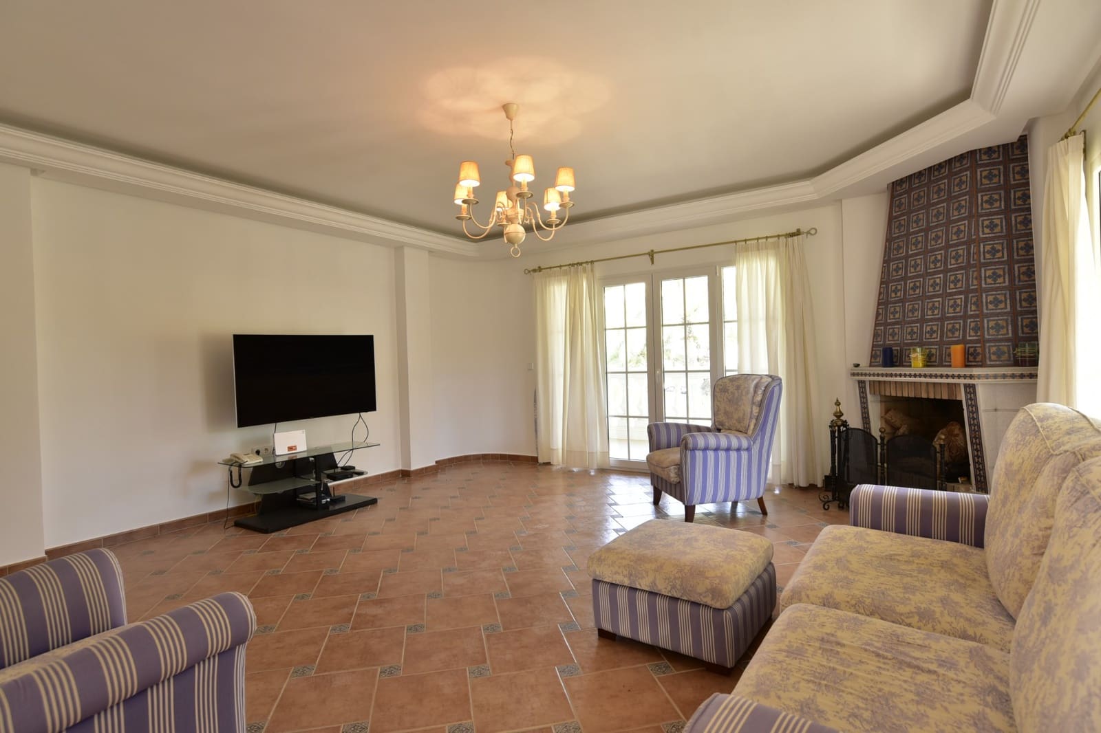 7 sypialnia Willa na sprzedaż w Villamartin z basenem - 1 300 000 € (Ref: 6560240)