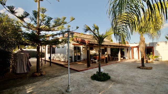 3 slaapkamer Finca/Landhuis te koop in Sucina, Murcia stad met zwembad garage - € 270.000 (Ref: 6583533)