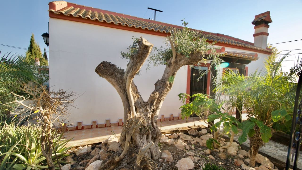 3 makuuhuone Maalaistalo myytävänä paikassa Sucina mukana uima-altaan 
autotalli - 270 000 € (Ref: 6583533)