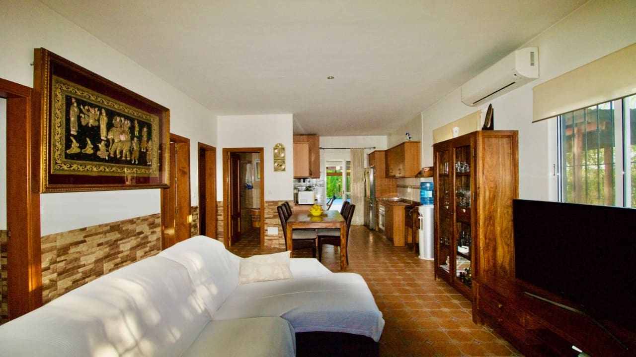 3 makuuhuone Maalaistalo myytävänä paikassa Sucina mukana uima-altaan 
autotalli - 270 000 € (Ref: 6583533)