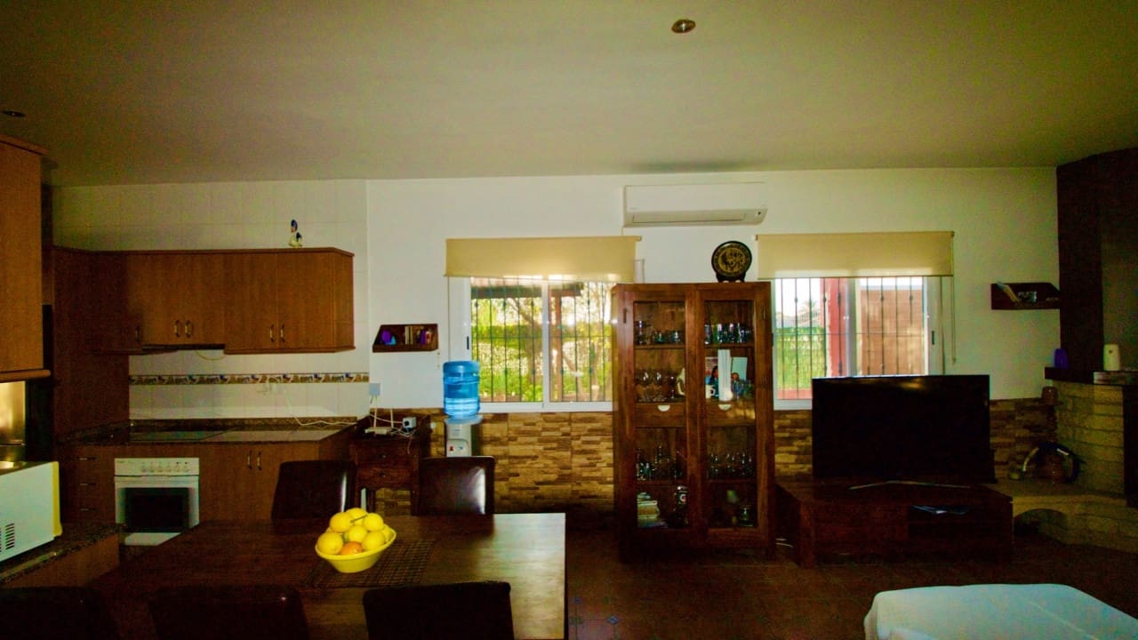 3 makuuhuone Maalaistalo myytävänä paikassa Sucina mukana uima-altaan 
autotalli - 270 000 € (Ref: 6583533)