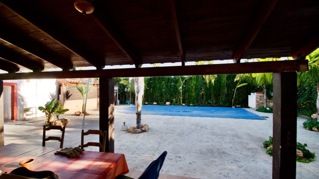 3 makuuhuone Maalaistalo myytävänä paikassa Sucina mukana uima-altaan 
autotalli - 270 000 € (Ref: 6583533)