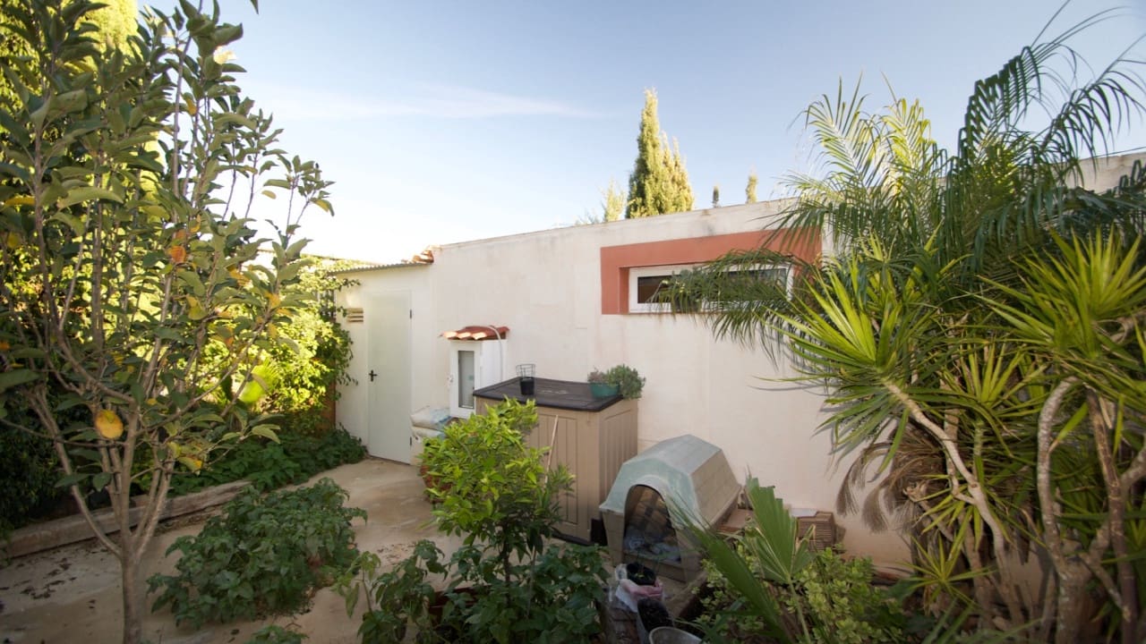 3 makuuhuone Maalaistalo myytävänä paikassa Sucina mukana uima-altaan 
autotalli - 270 000 € (Ref: 6583533)