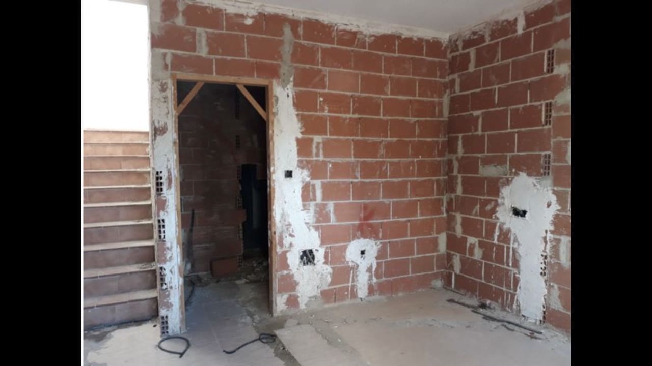 28 bedroom Commercial for sale in Pinar de Campoverde with garage - € 950,000 (Ref: 6612200)