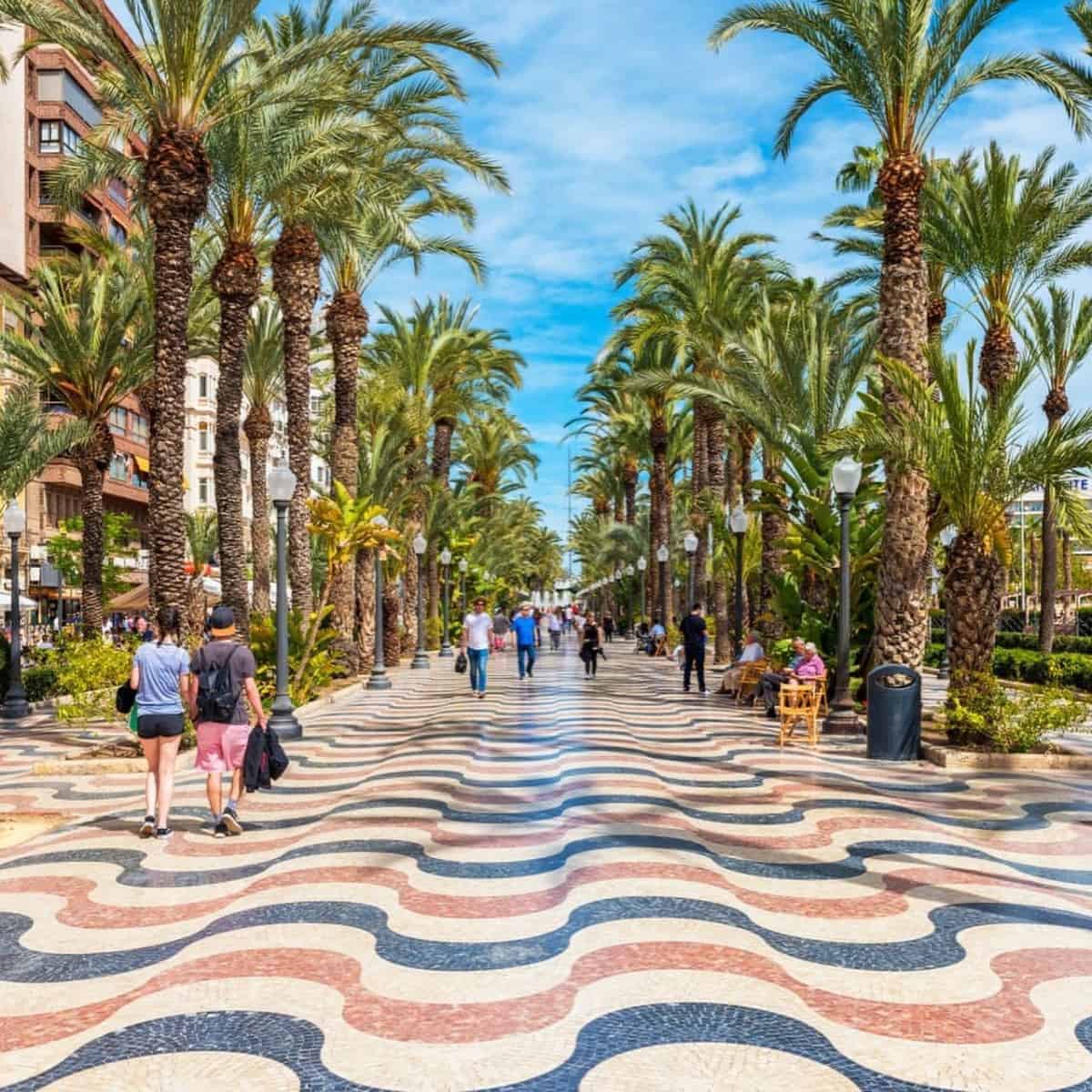 3 bedroom Villa for sale in Polop with pool garage - € 435,000 (Ref: 6769780)