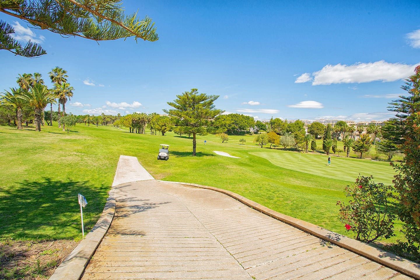 3 soveværelse Lejlighed til salg i Orihuela Costa med swimmingpool garage - € 399.000 (Ref: 6851051)