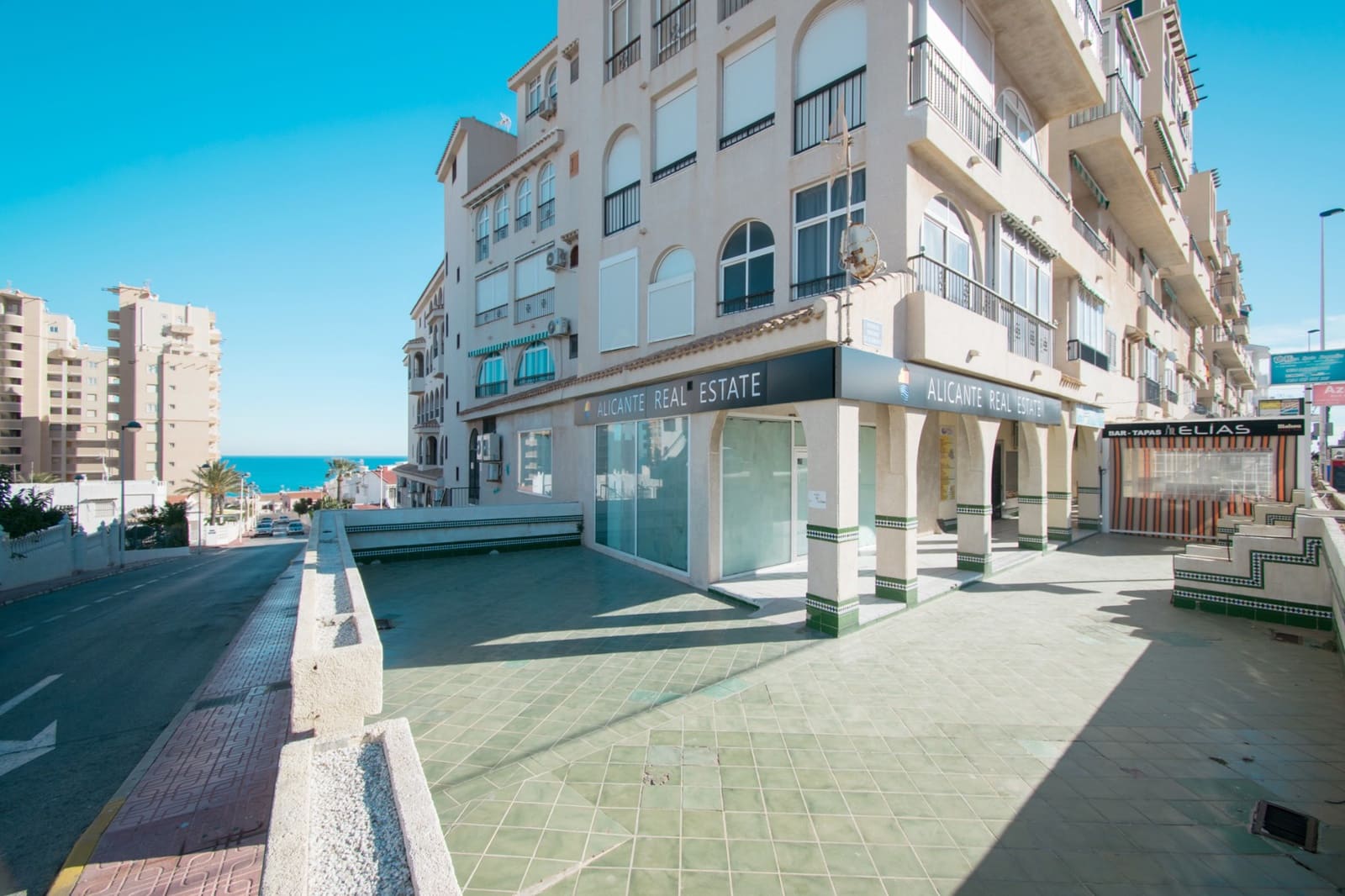 3 soveværelse Lejlighed til salg i Orihuela Costa med swimmingpool garage - € 399.000 (Ref: 6851051)