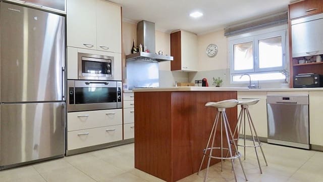 3 sypialnia Apartament na sprzedaż w Las Viñas, Guardamar del Segura z garażem - 379 000 € (Ref: 6865821)